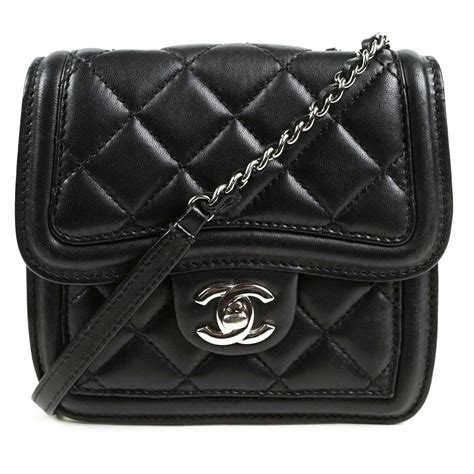 small cross body Chanel bag